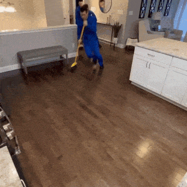 1748845899618.gif