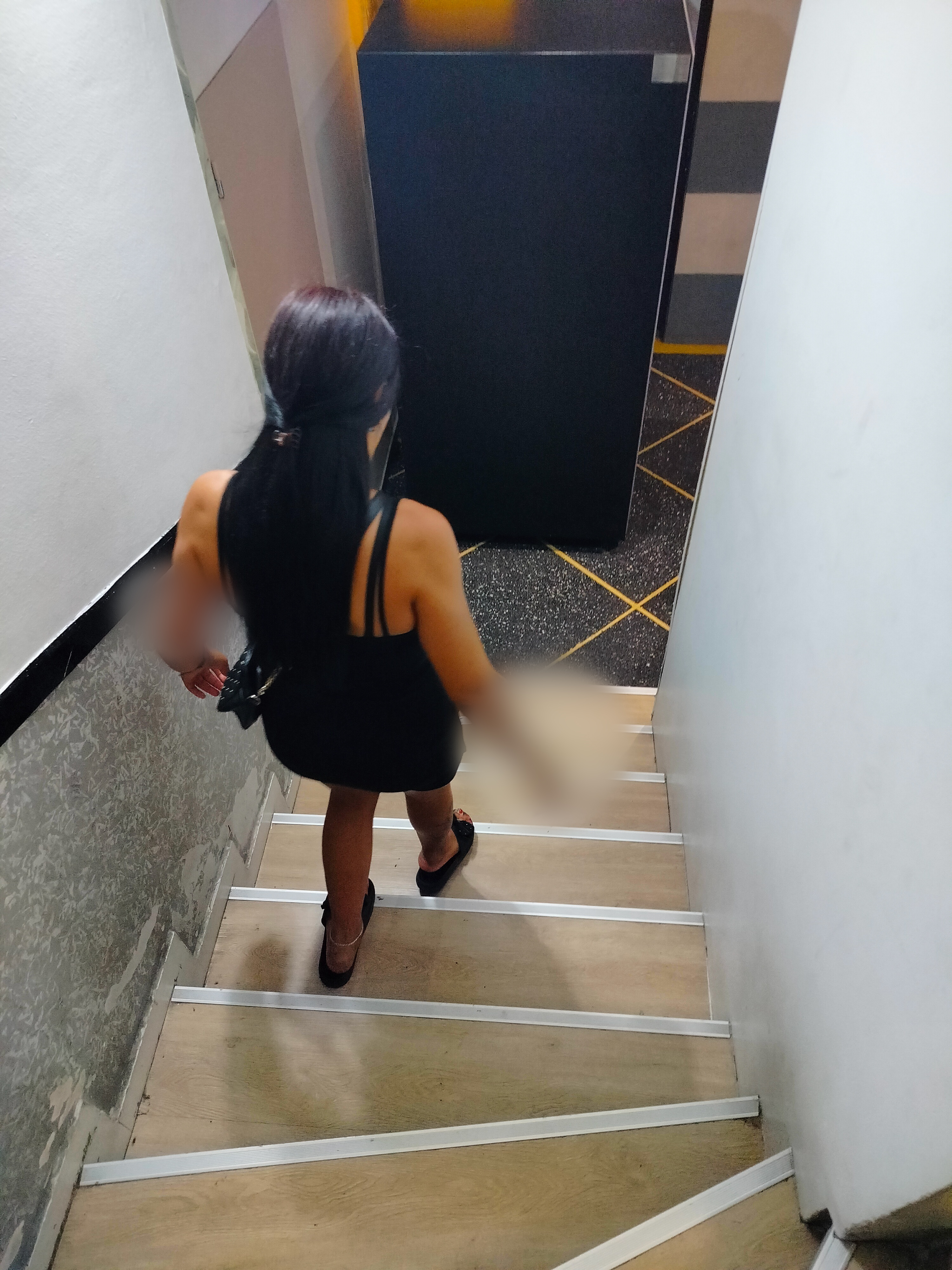 300825.jpg