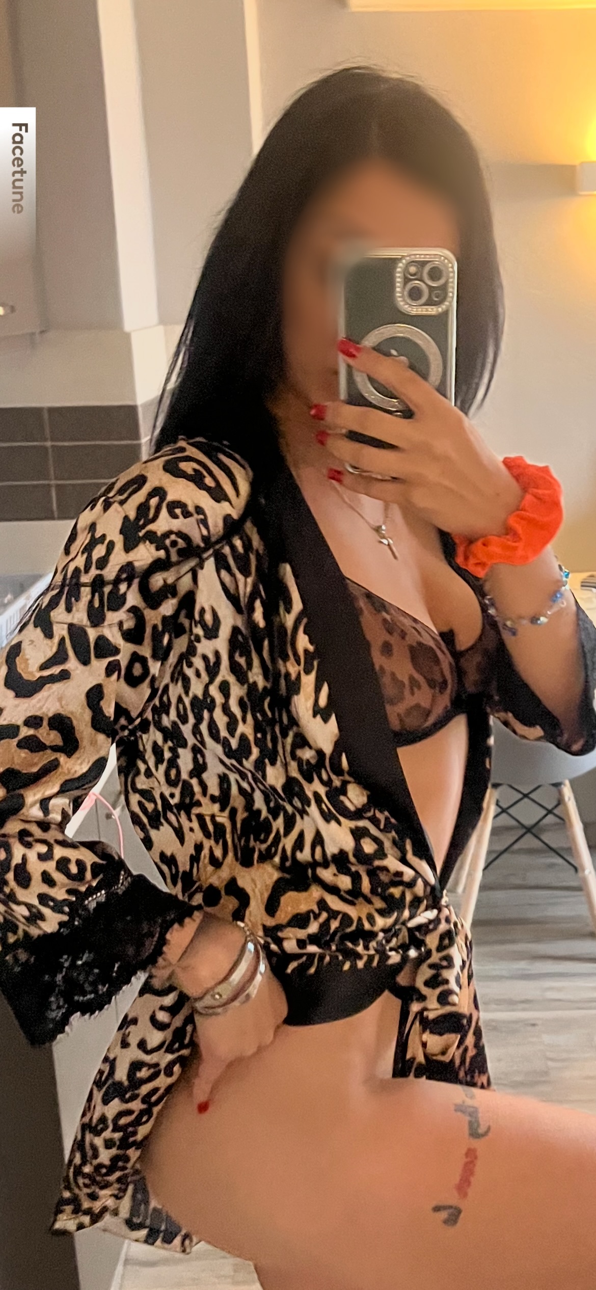 Facetune_11-06-2025-21-18-00.jpeg