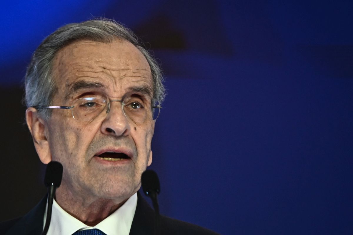 samaras3.jpg