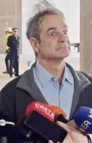σοβαρο.jpg