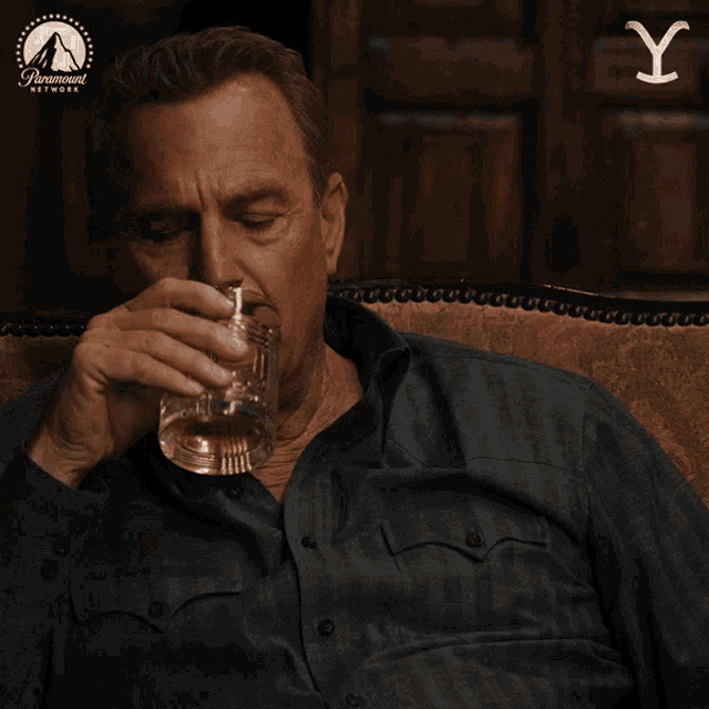 tenor (1).gif