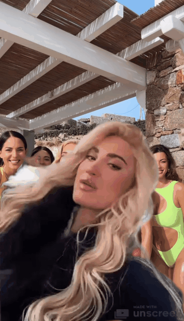 videoplayback-unscreen.gif