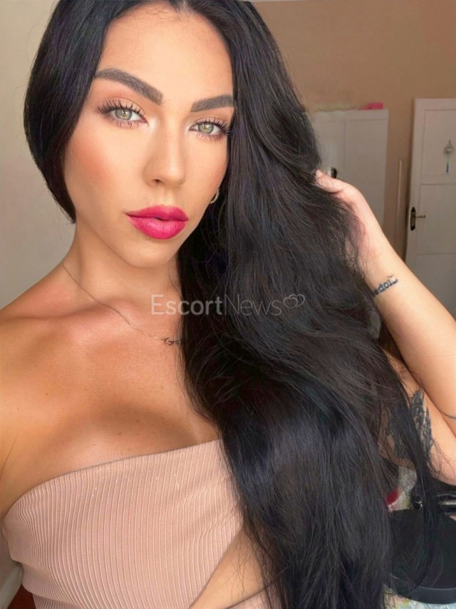 Ana ανεξάρτητη escort