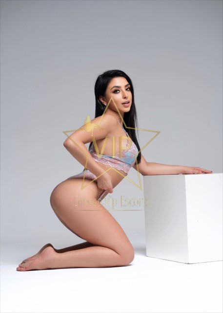 Larissa2 (GreeceVipEscorts)  escort
