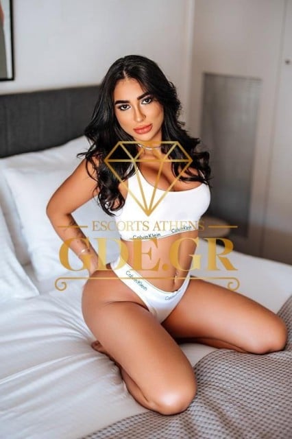 Liz3 (Golden-Diamond-Escort)  escort