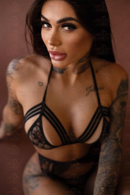 Valentina2 (GlamourEscorts)  escort